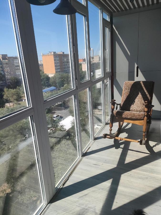 Двухкомнатная Квартира В Самом Центре Актобе 外观 照片